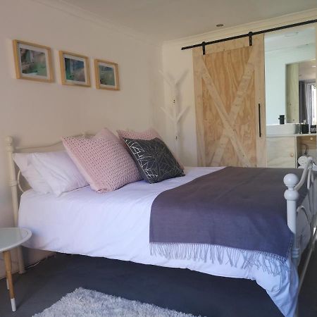 Secure, Private, Queen Room Close To Airport Πορτ Ελίζαμπεθ Εξωτερικό φωτογραφία