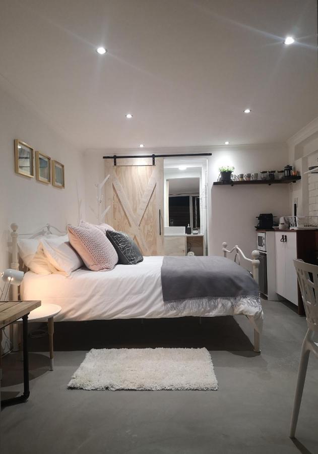 Secure, Private, Queen Room Close To Airport Πορτ Ελίζαμπεθ Εξωτερικό φωτογραφία