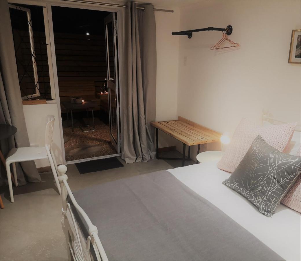 Secure, Private, Queen Room Close To Airport Πορτ Ελίζαμπεθ Εξωτερικό φωτογραφία